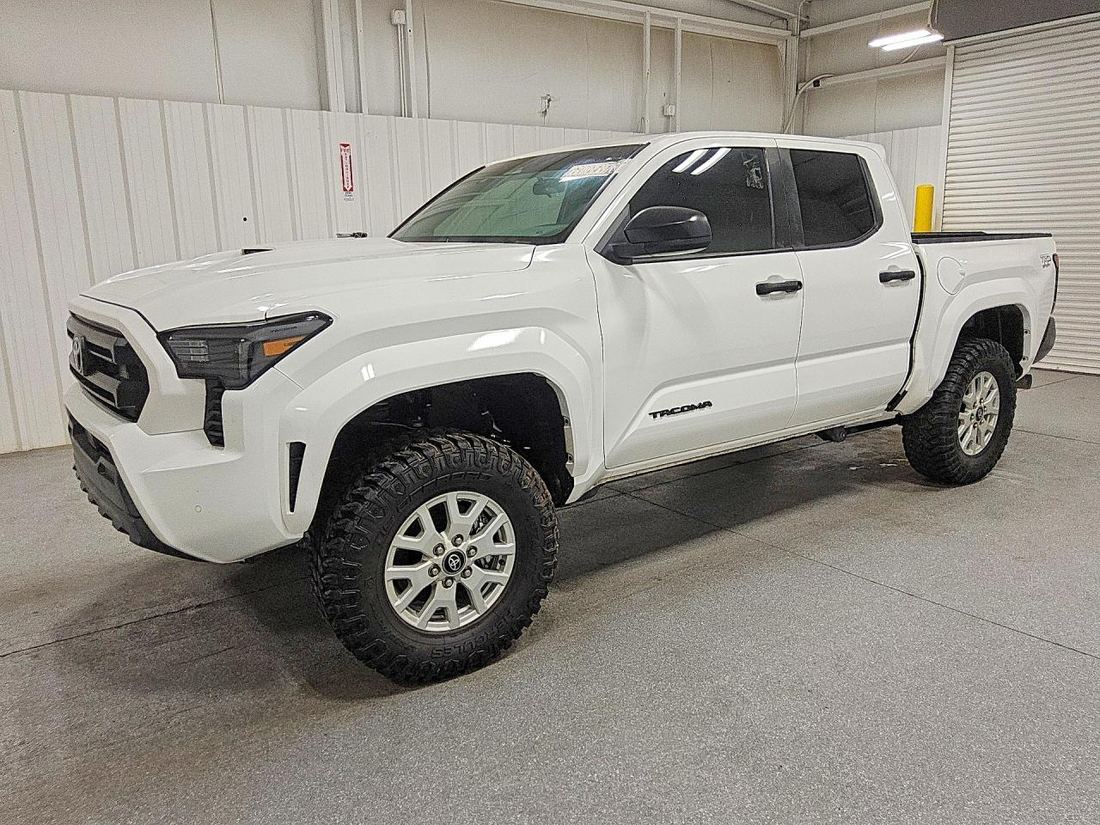 2025 TOYOTA TACOMA