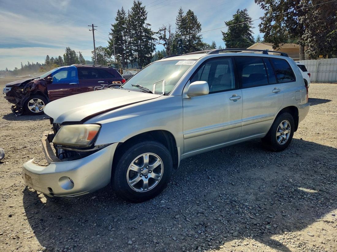 2005 TOYOTA HIGHLANDER