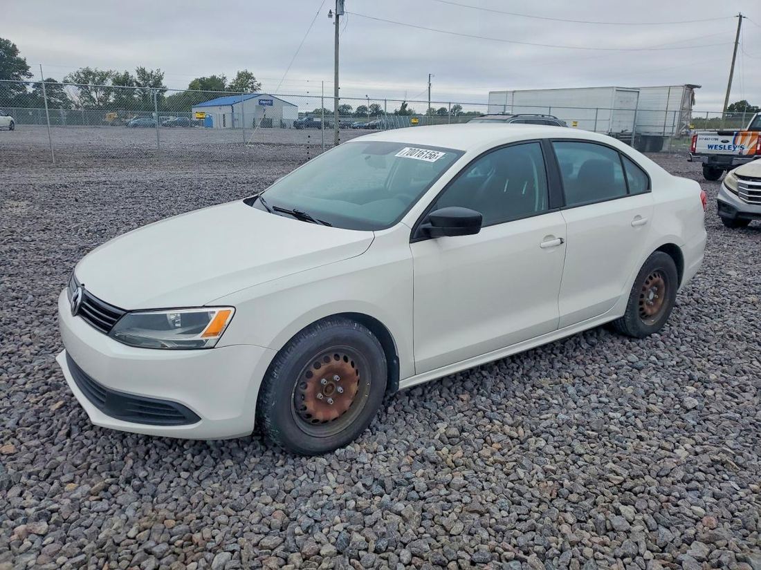 2013 VOLKSWAGEN JETTA