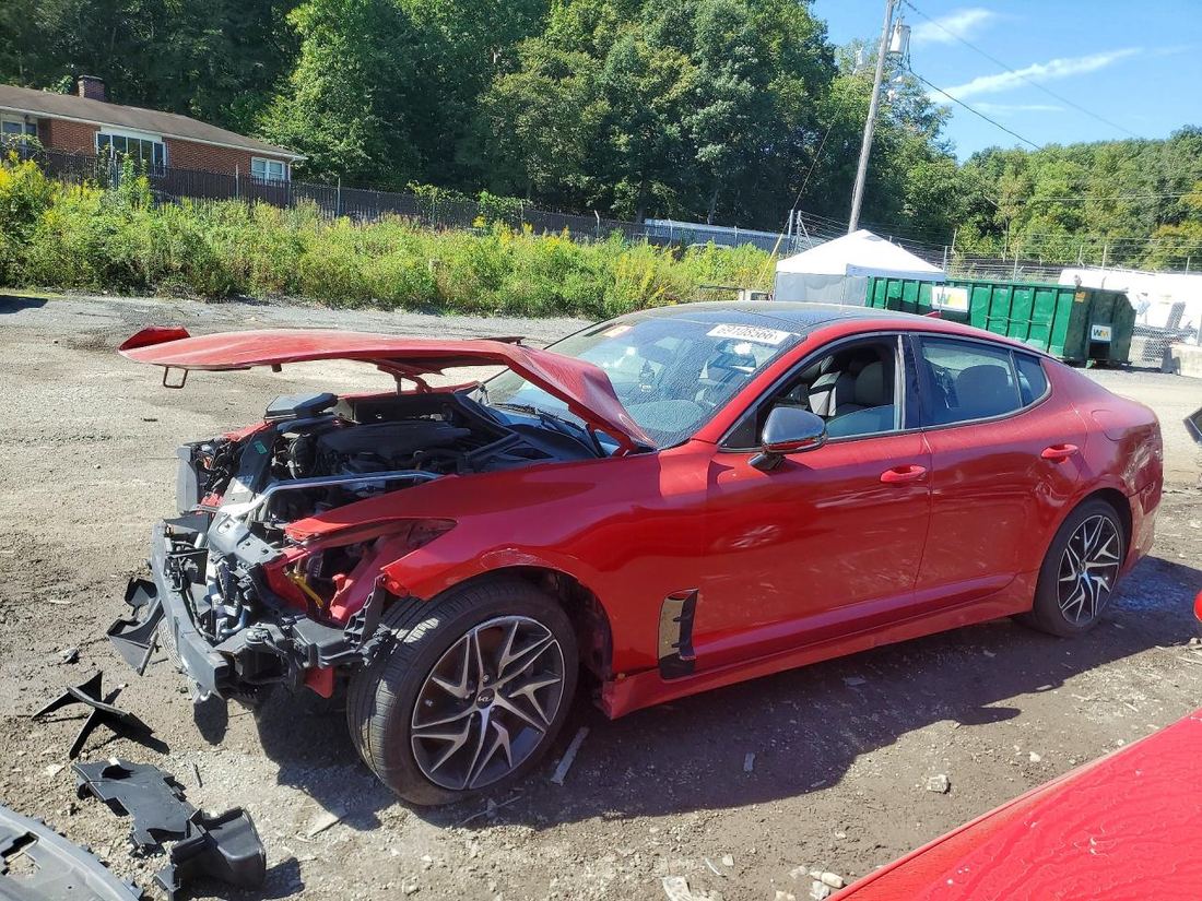 2022 KIA STINGER