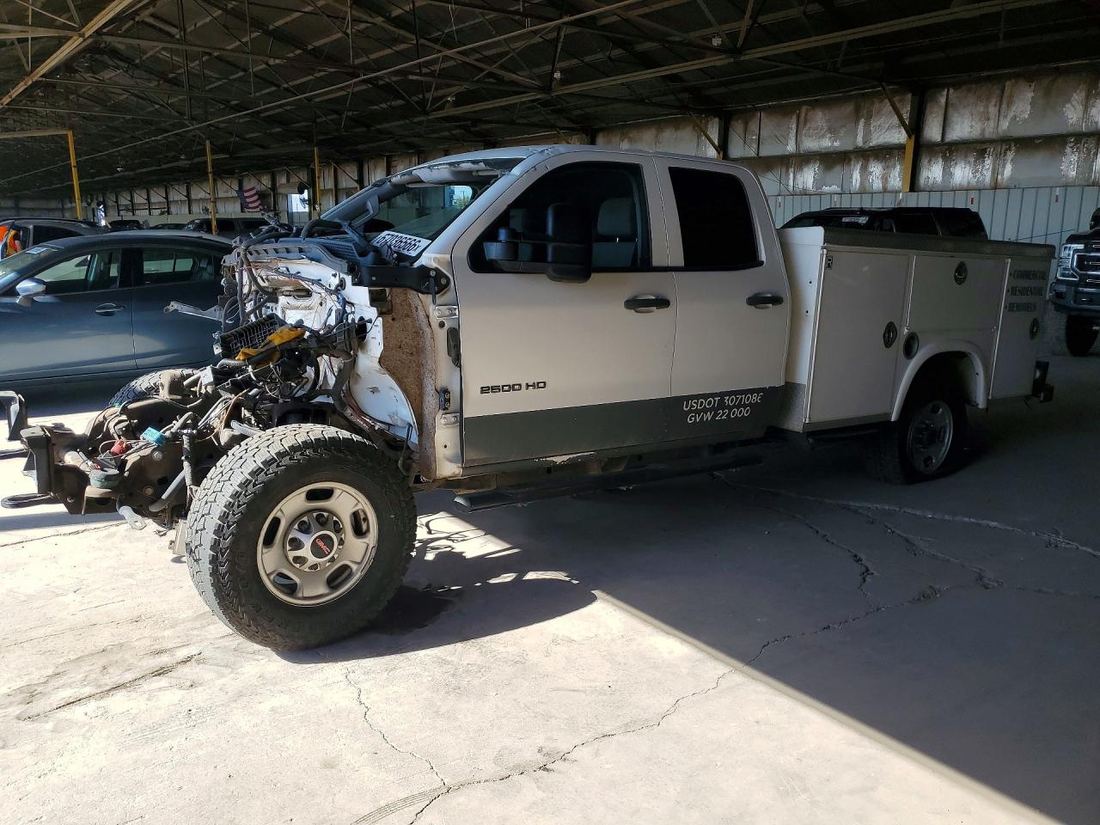2016 GMC SIERRA