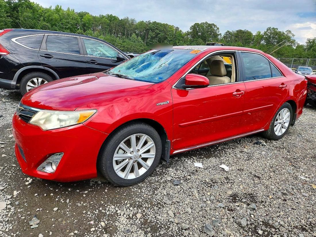 2014 TOYOTA CAMRY HYBRID