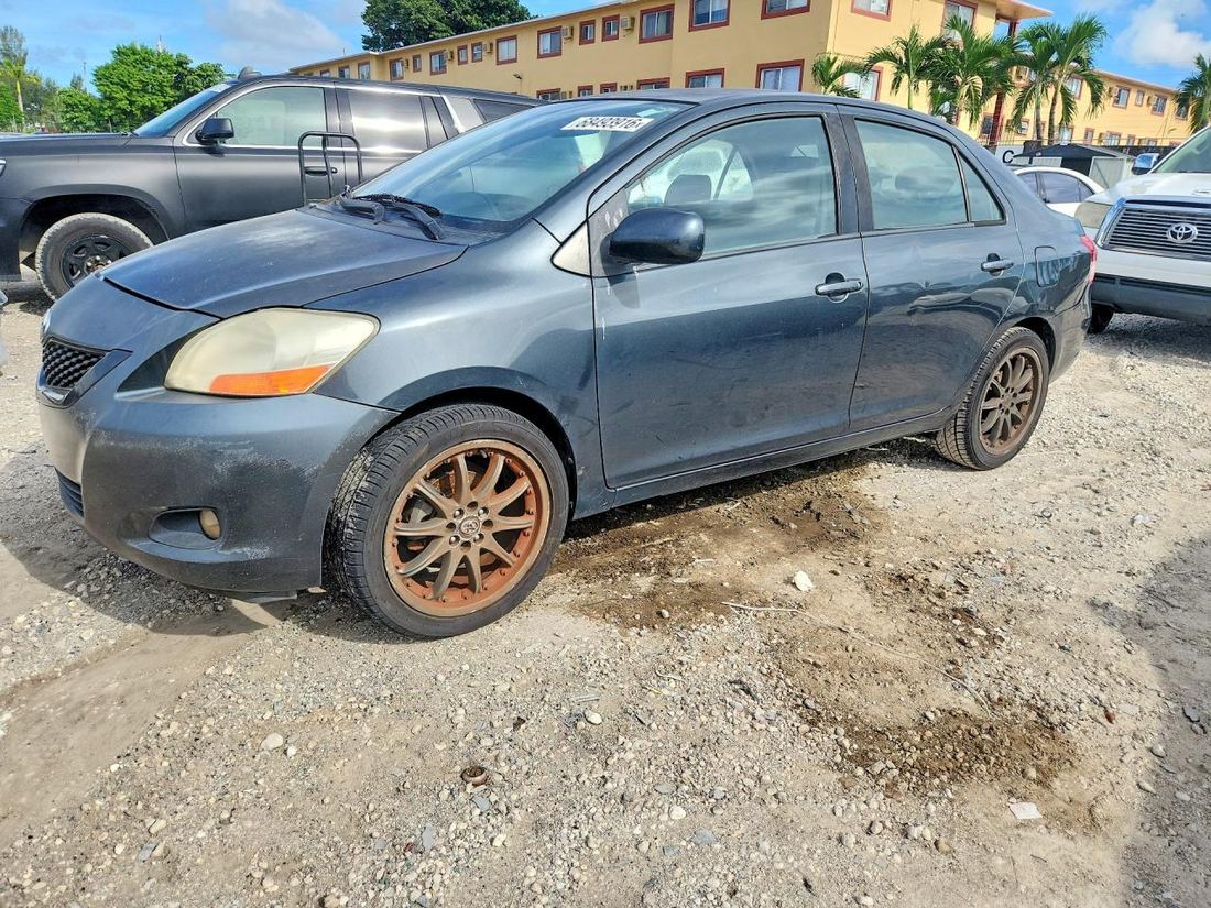 2010 TOYOTA YARIS