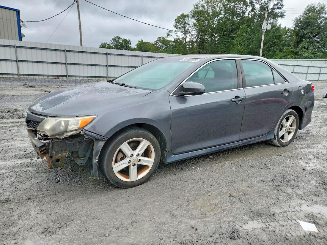 2013 TOYOTA CAMRY