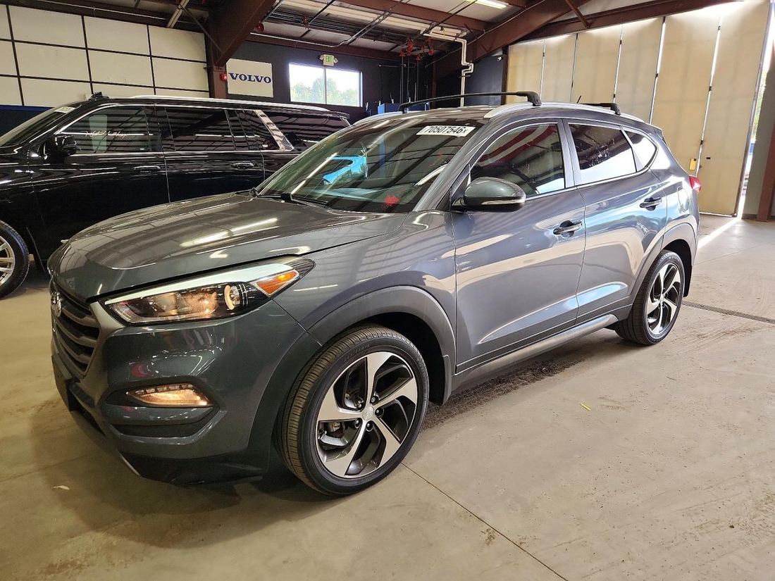 2016 HYUNDAI TUCSON