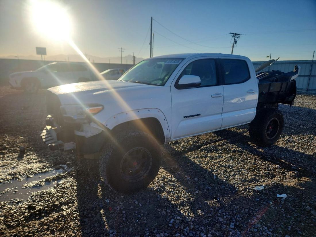 2018 TOYOTA TACOMA