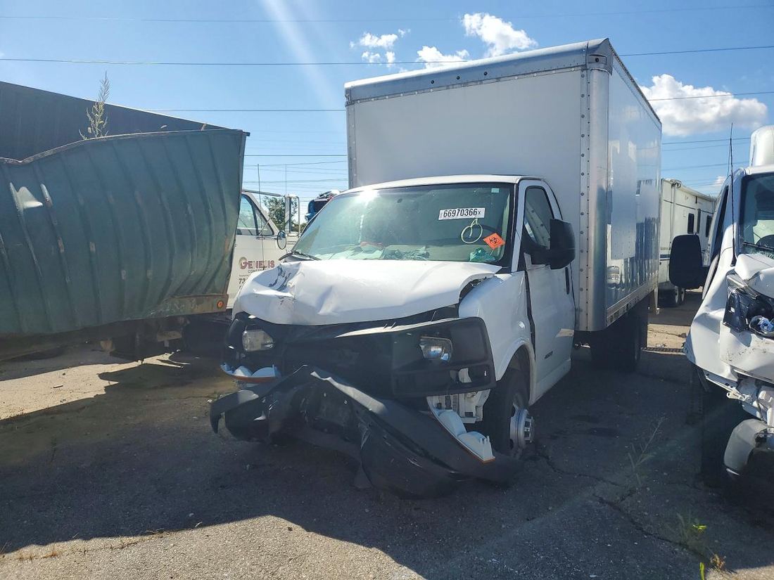 2016 CHEVROLET EXPRESS