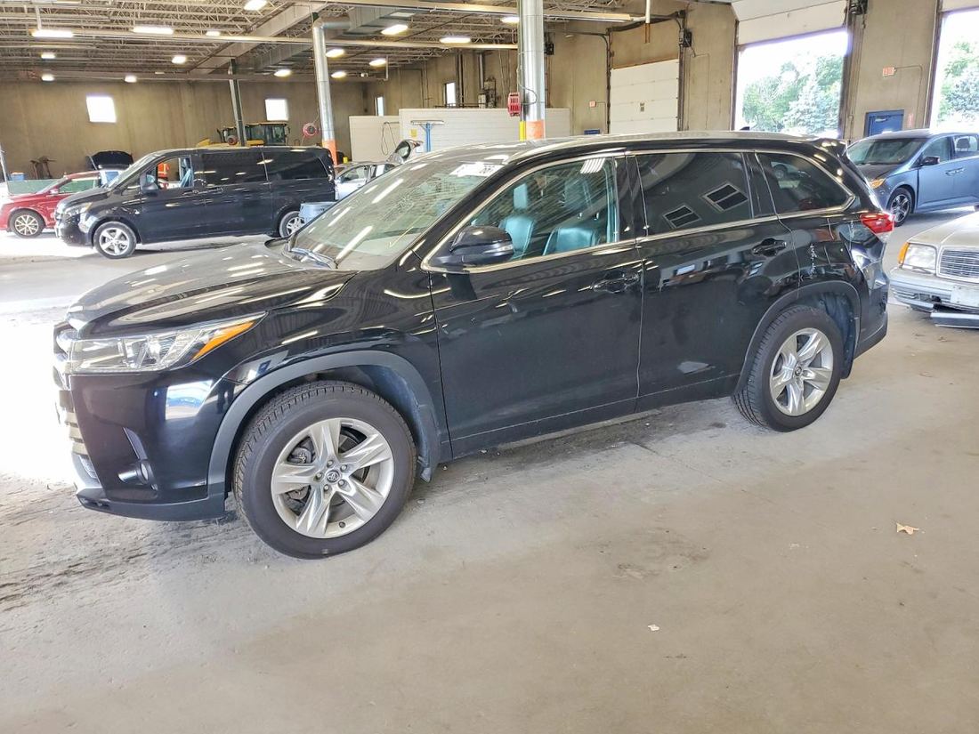 2018 TOYOTA HIGHLANDER
