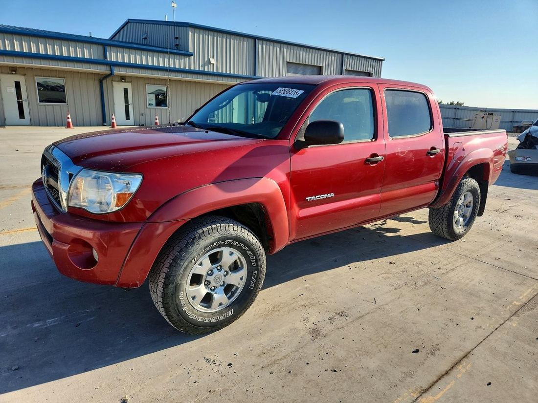 2011 TOYOTA TACOMA