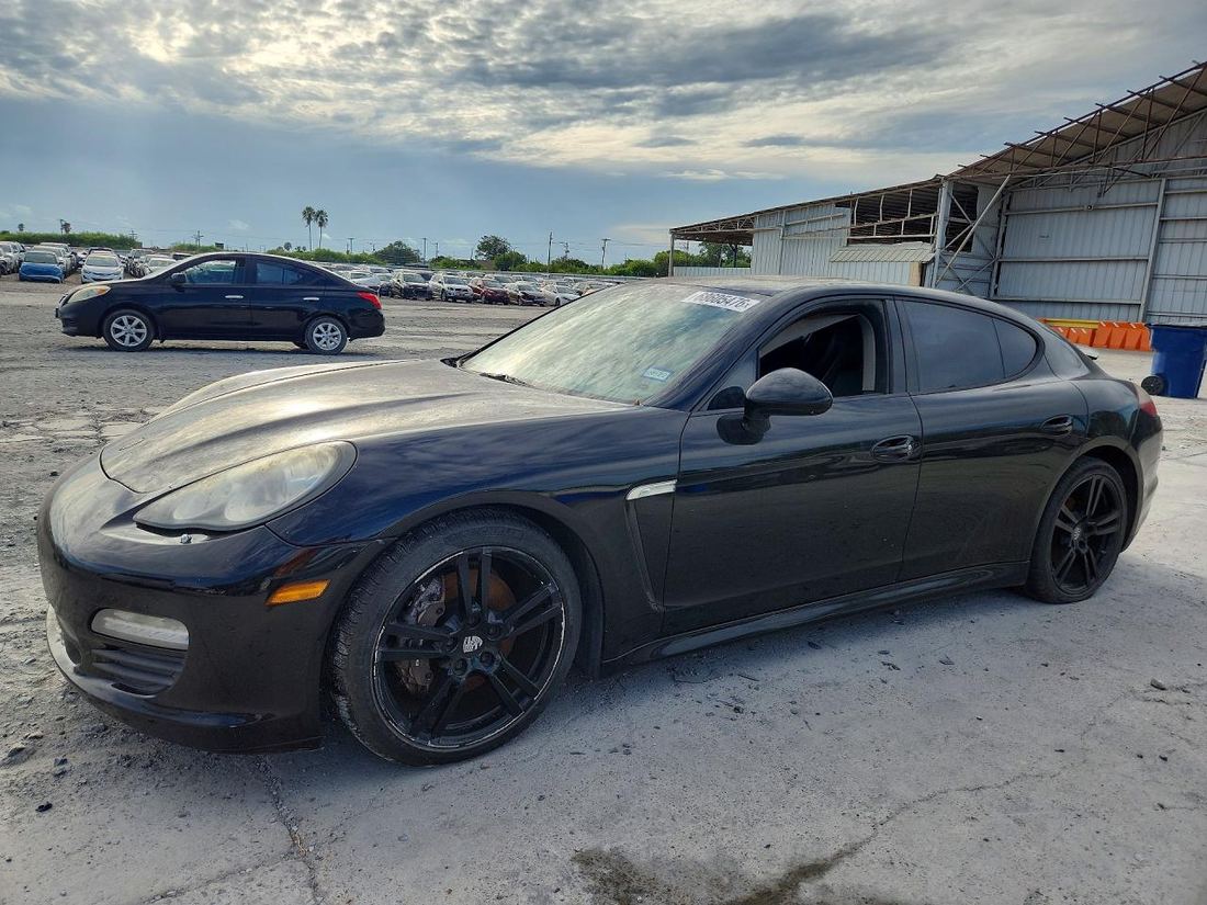 2012 PORSCHE PANAMERA