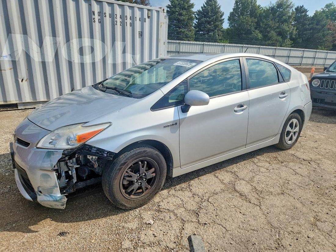 2013 TOYOTA PRIUS