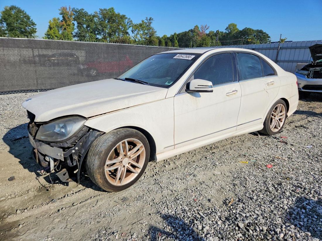 2014 MERCEDES-BENZ C