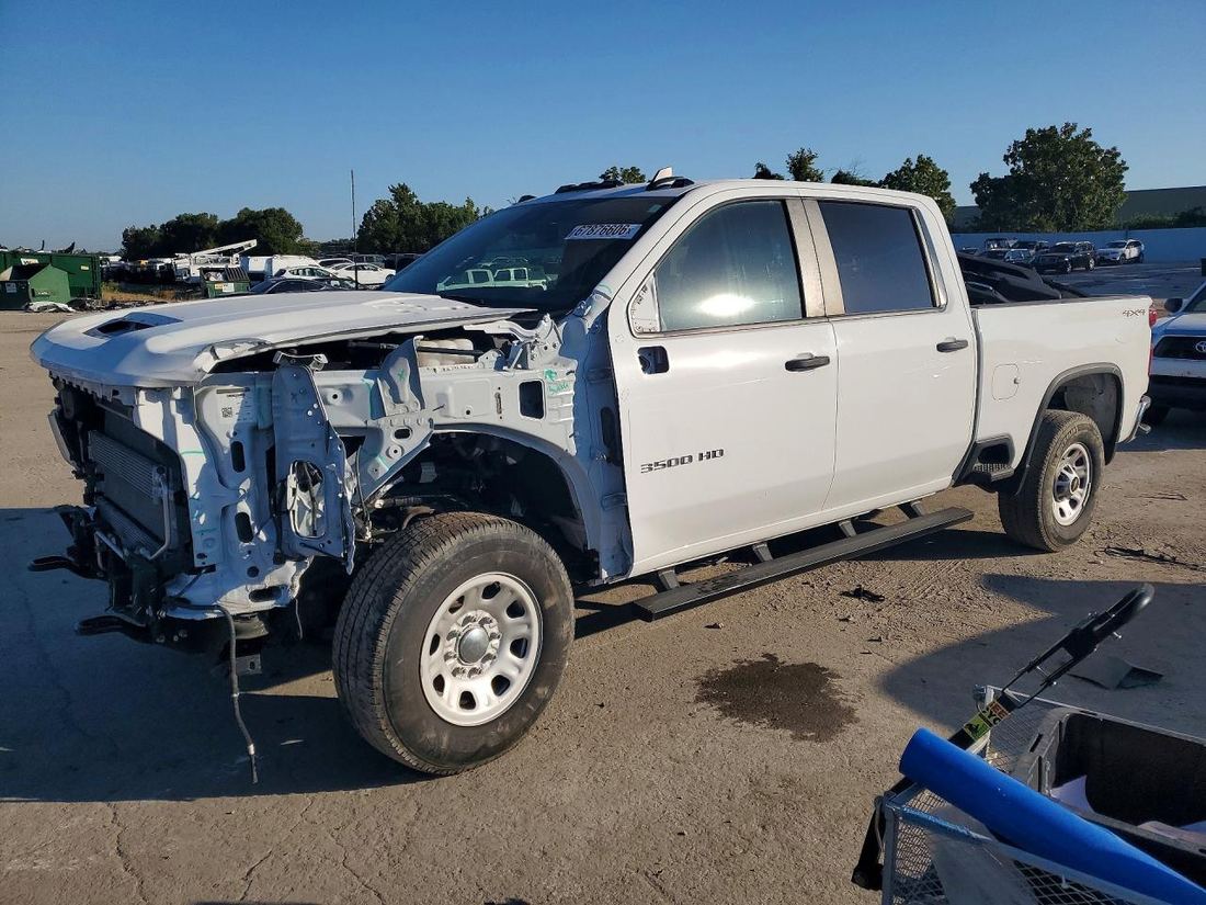 2024 CHEVROLET SILVERADO
