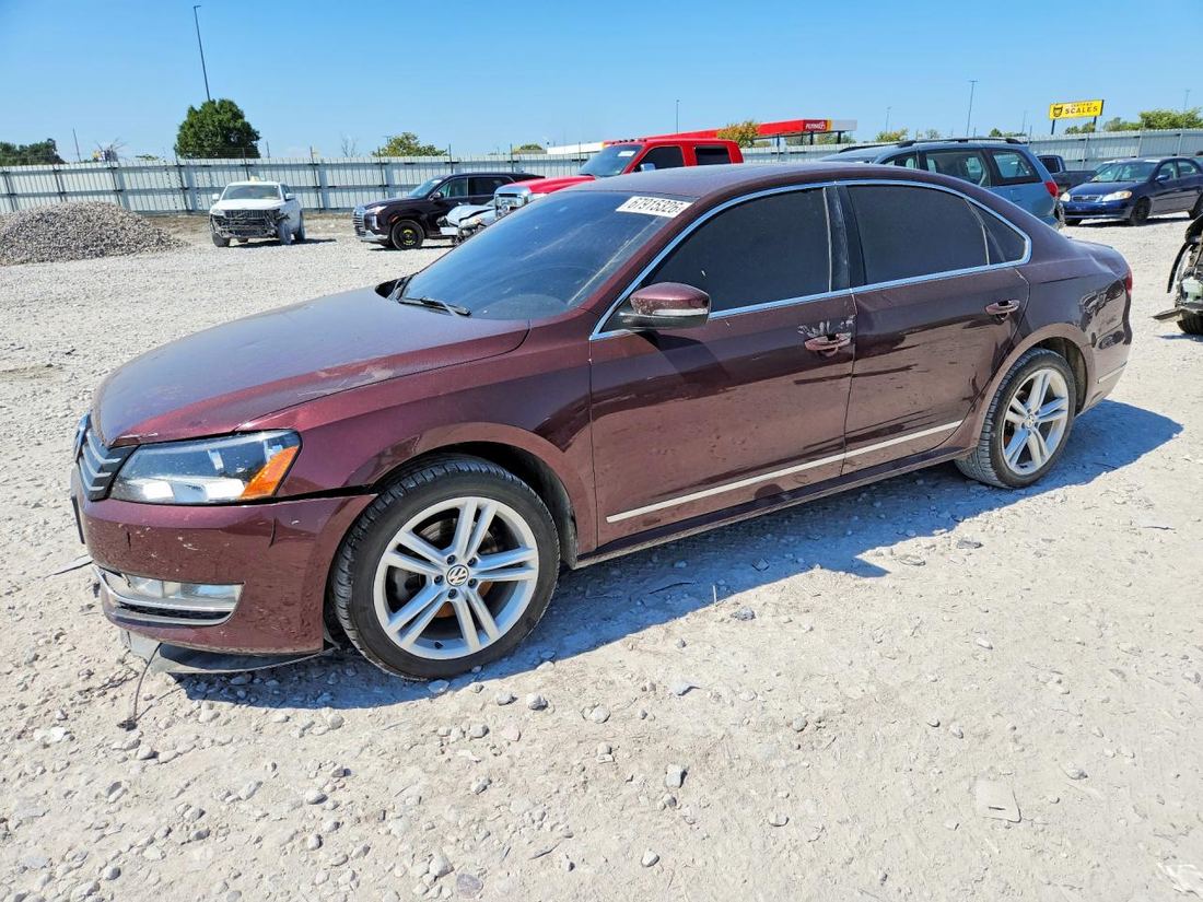 2013 VOLKSWAGEN PASSAT