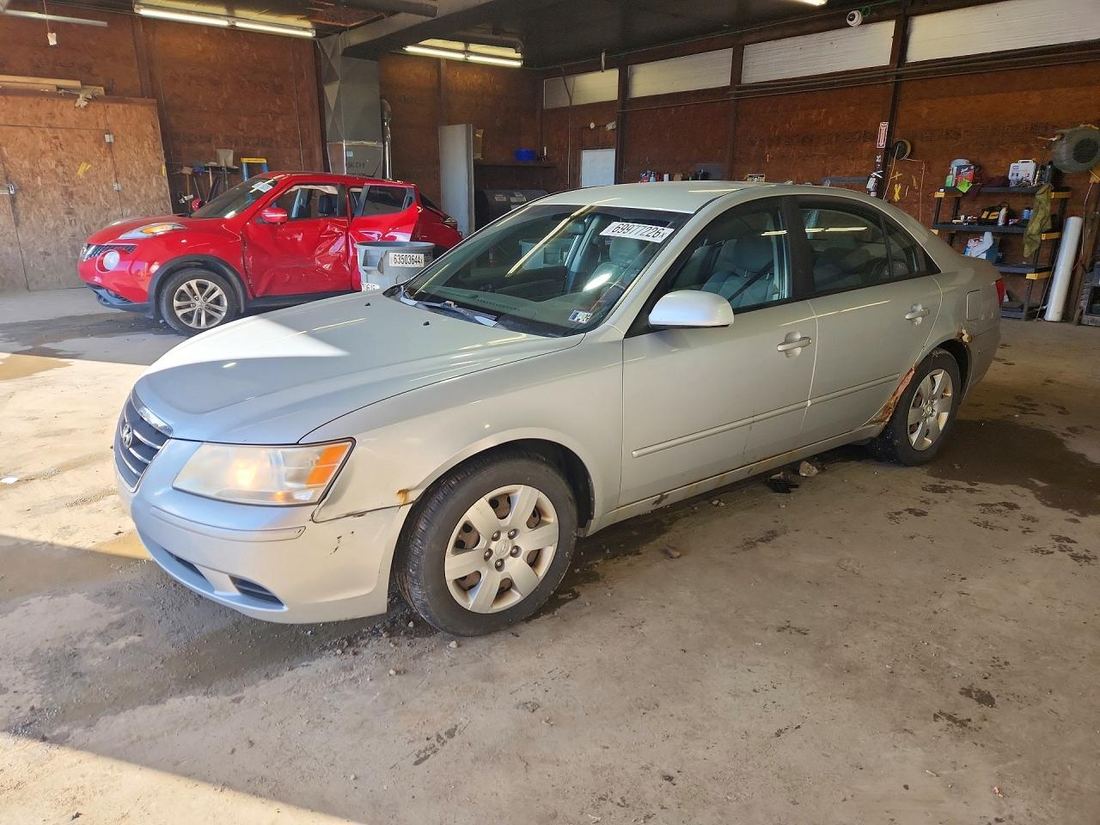 2010 HYUNDAI SONATA