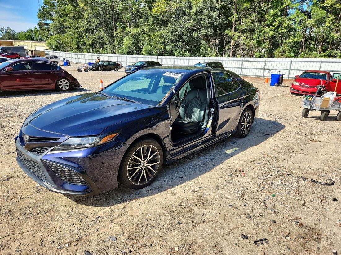 2021 TOYOTA CAMRY