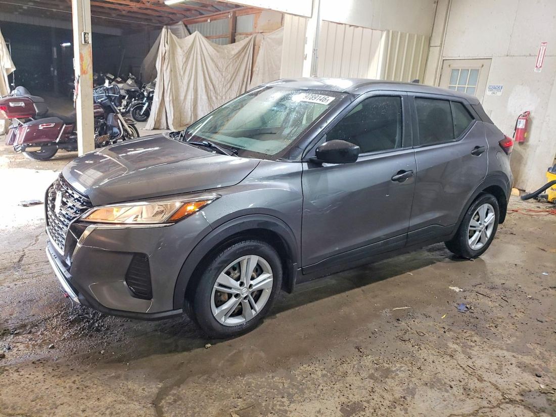 2022 NISSAN KICKS
