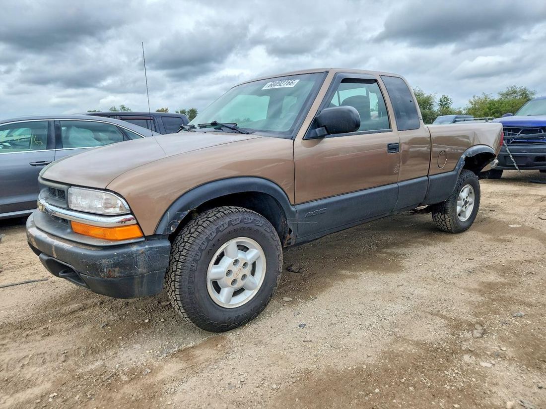 2003 CHEVROLET S TRUCK