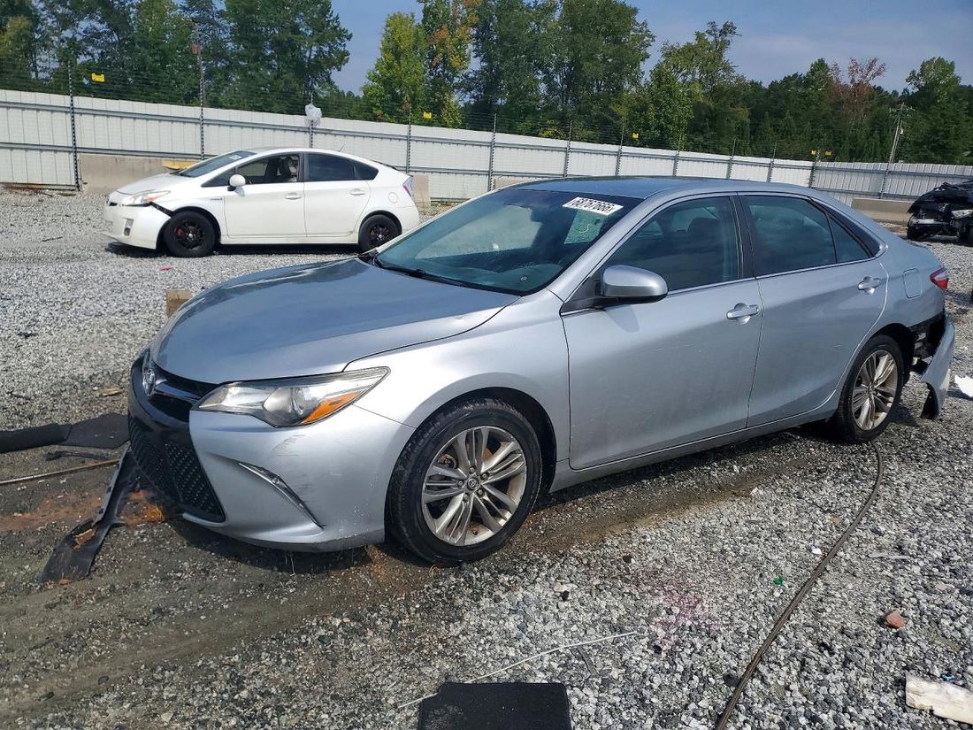 2017 TOYOTA CAMRY