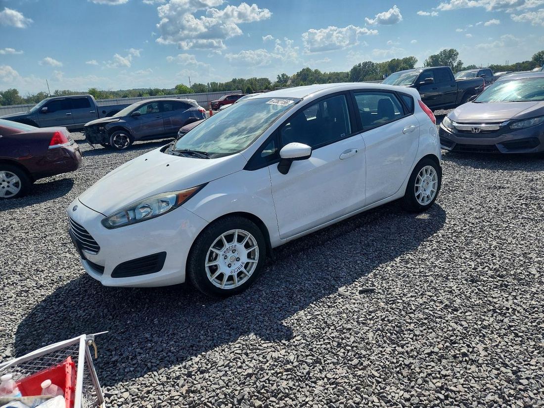 2015 FORD FIESTA