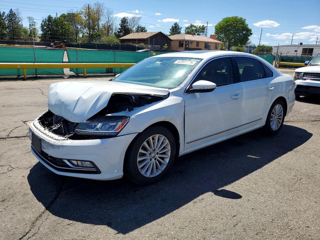 2016 VOLKSWAGEN PASSAT