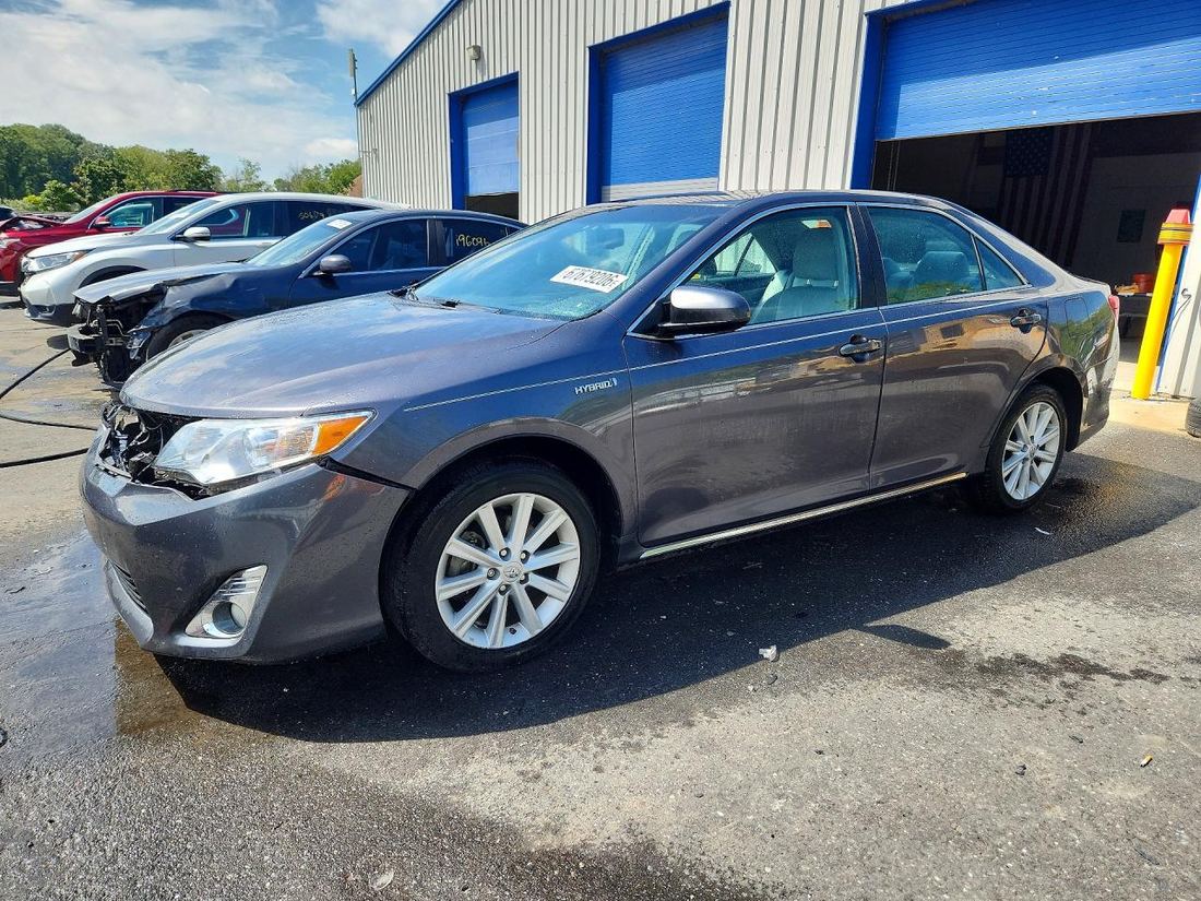 2014 TOYOTA CAMRY HYBRID
