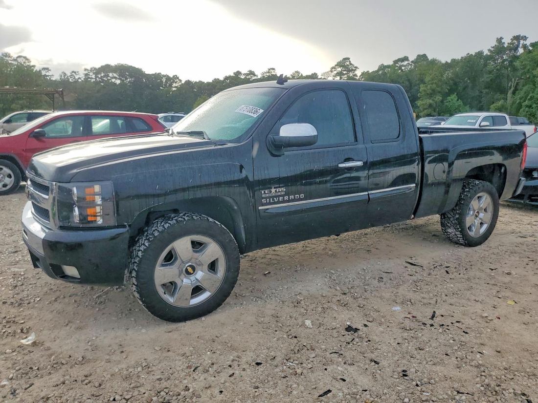 2011 CHEVROLET SILVERADO