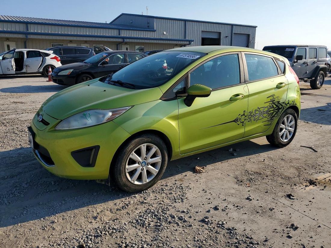 2011 FORD FIESTA