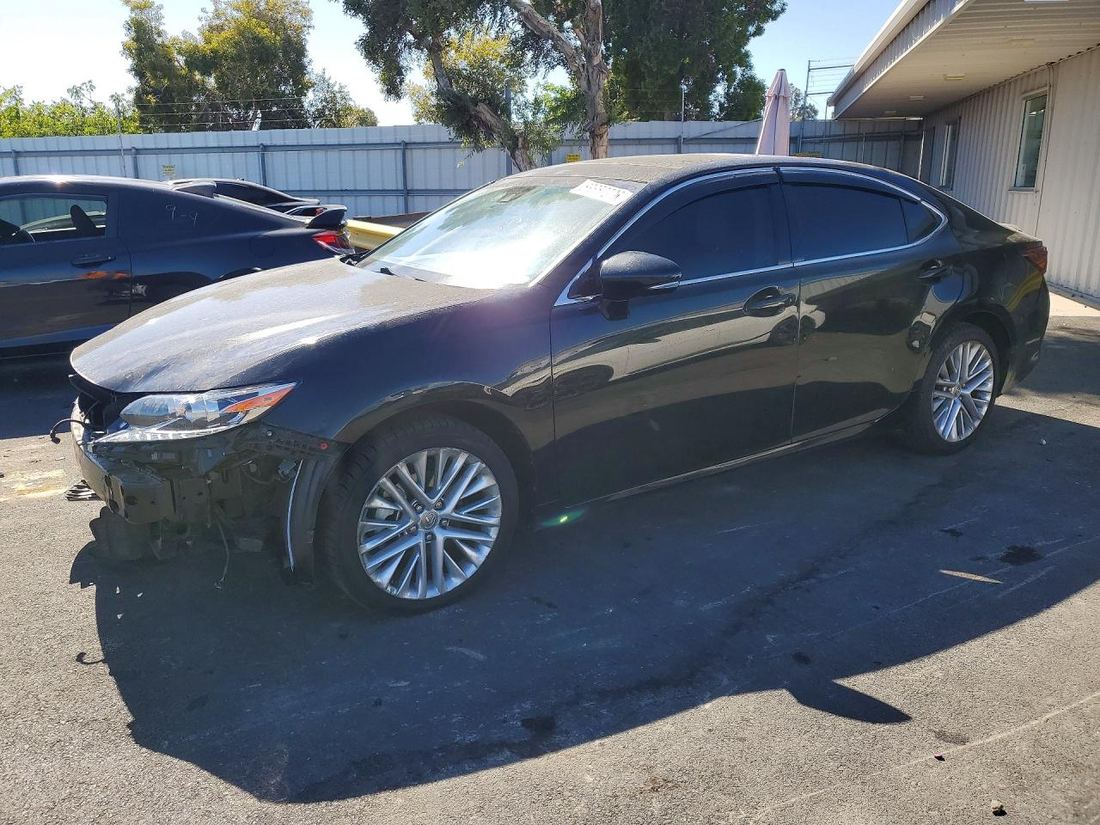 2016 LEXUS ES