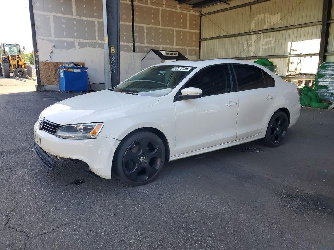 2012 VOLKSWAGEN JETTA