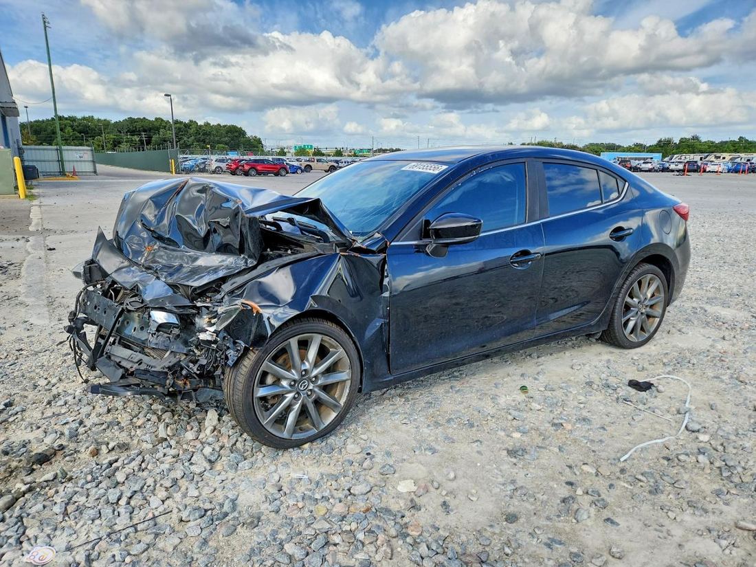 2018 MAZDA 3