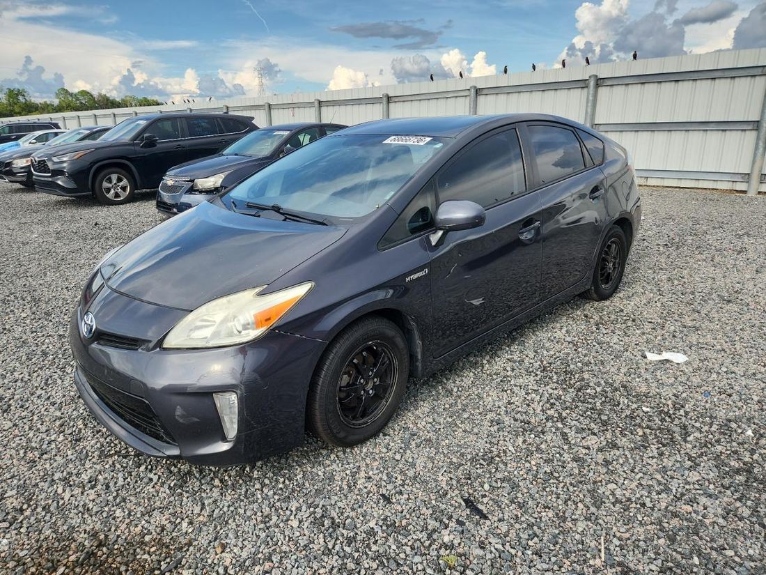 2015 TOYOTA PRIUS