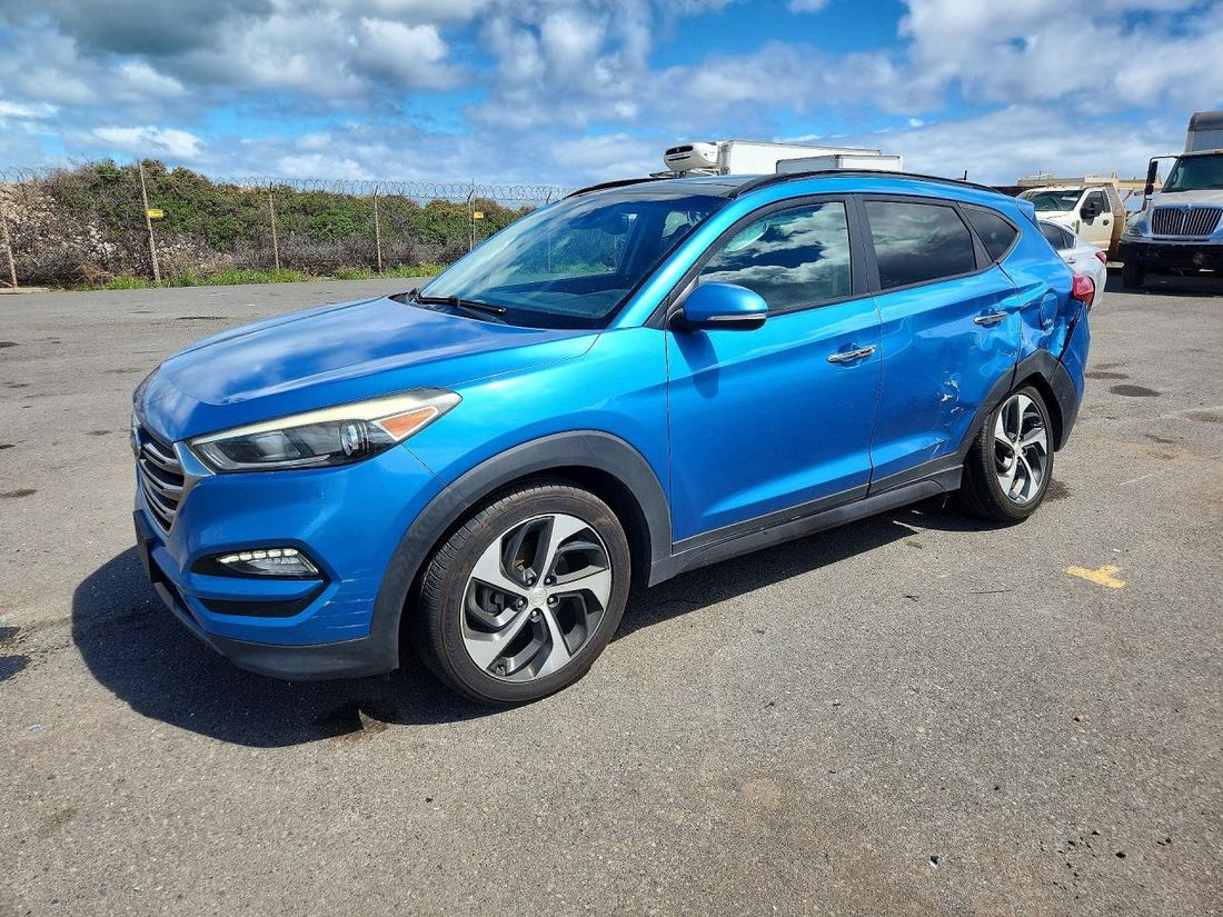 2016 HYUNDAI TUCSON