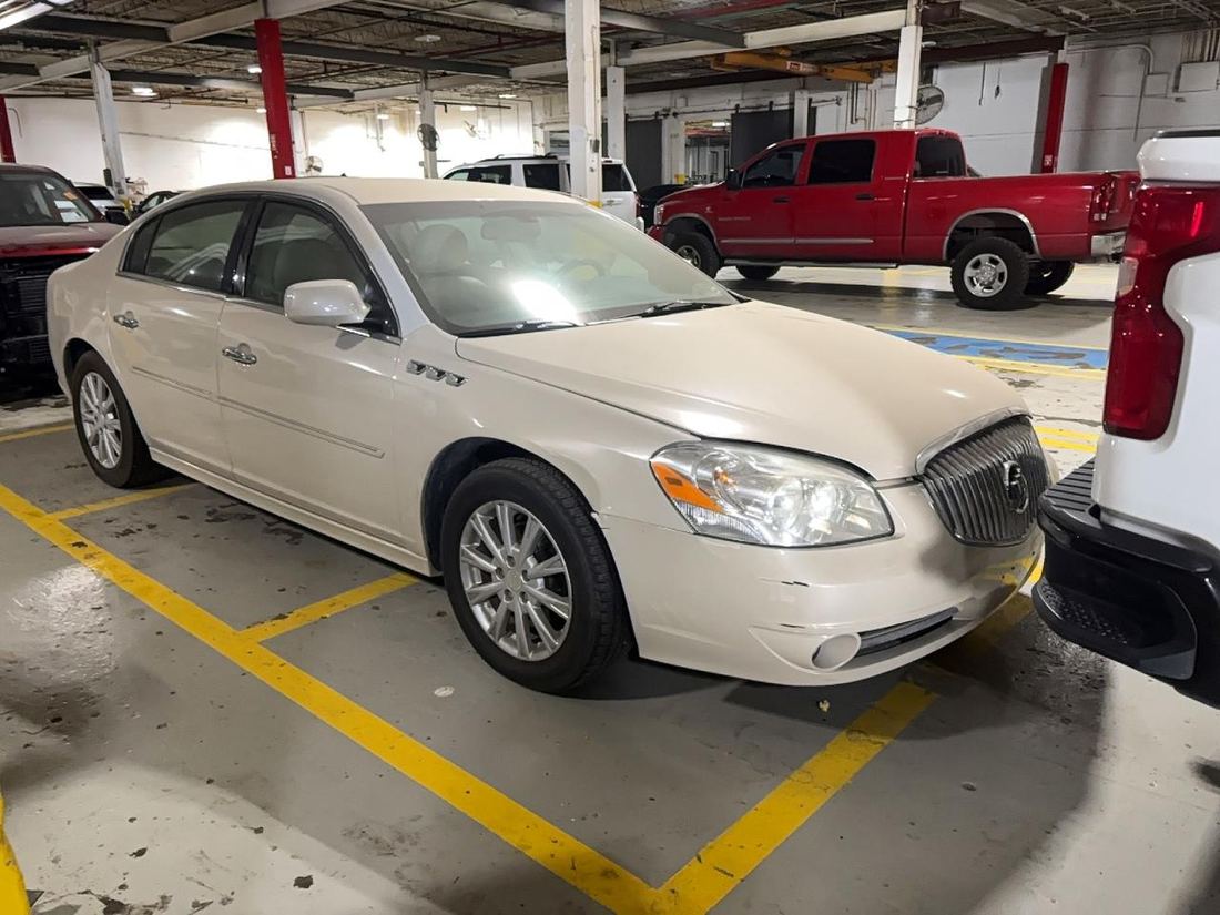 2011 BUICK LUCERNE