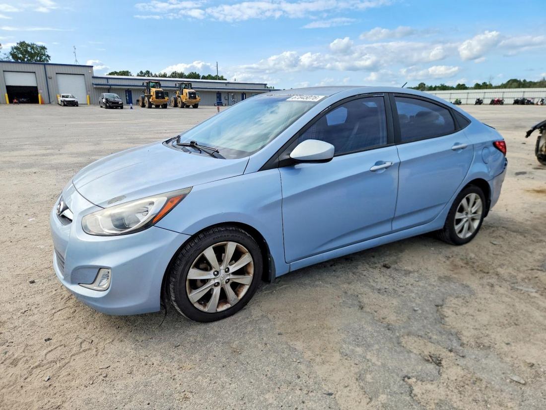 2013 HYUNDAI ACCENT