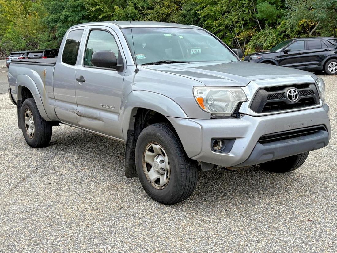 2015 TOYOTA TACOMA