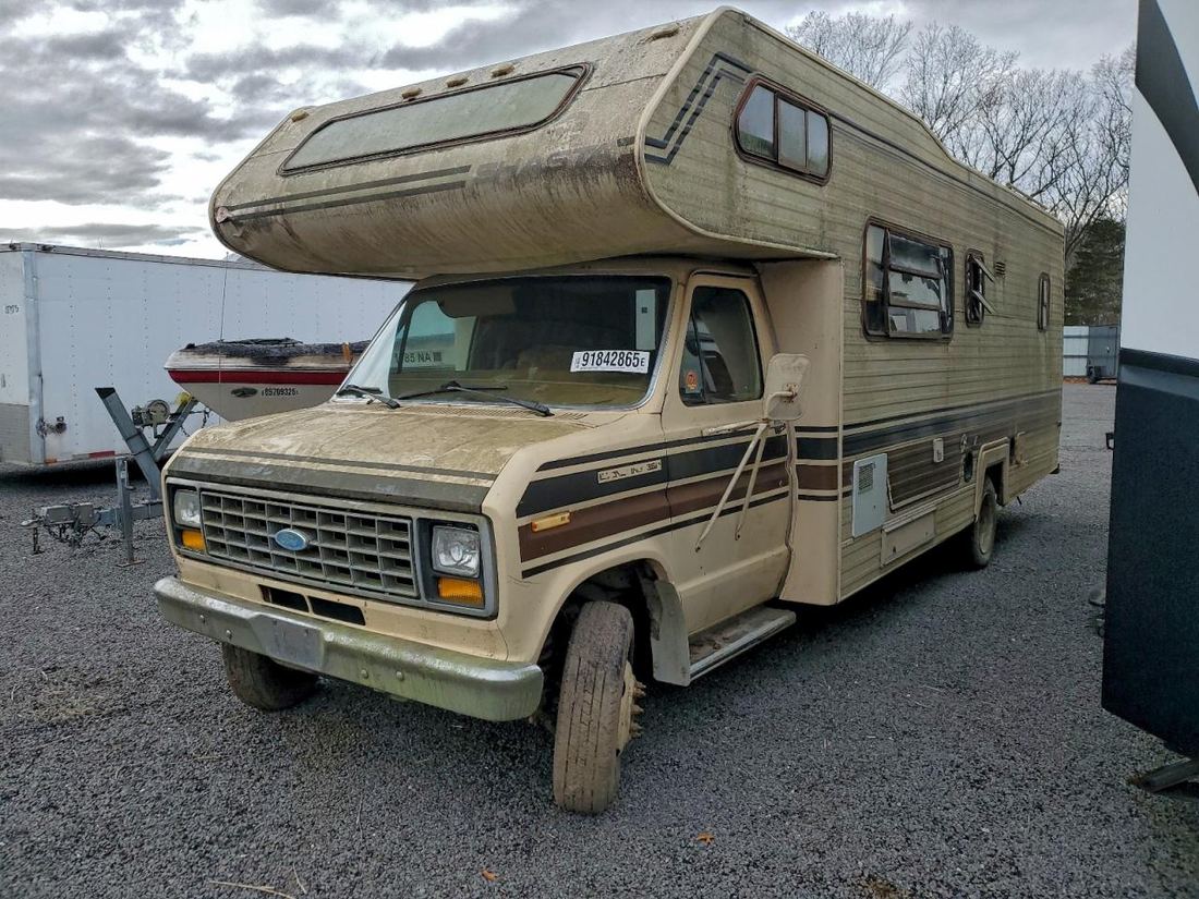 1985 SHASHTA RECREATIONAL VEHICLE (RV)