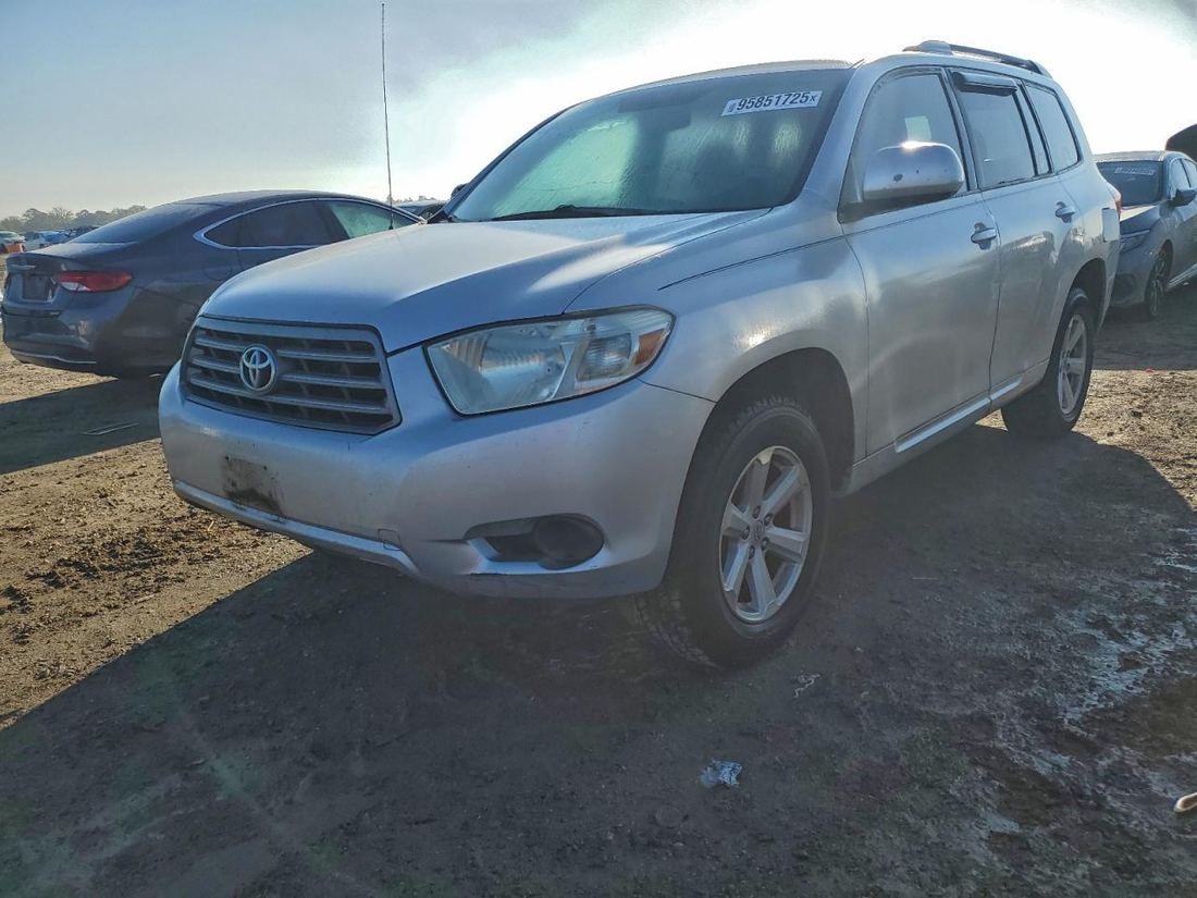 2010 TOYOTA HIGHLANDER