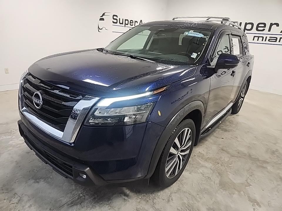 2022 Nissan Platinum