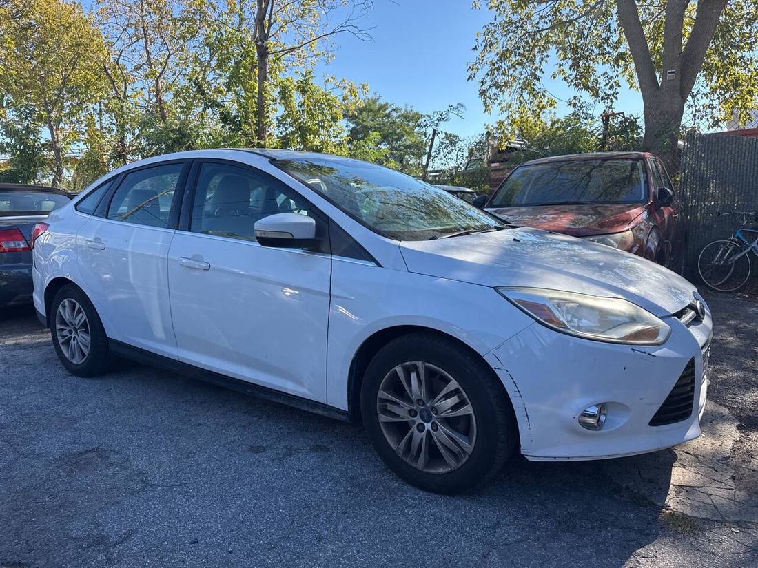 2012 Ford SEL