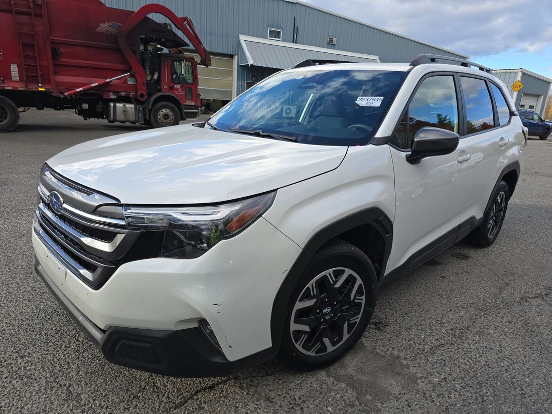 2025 SUBARU Premium