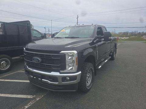 2024 Ford F-Series Super Duty-Single Rear Wheels