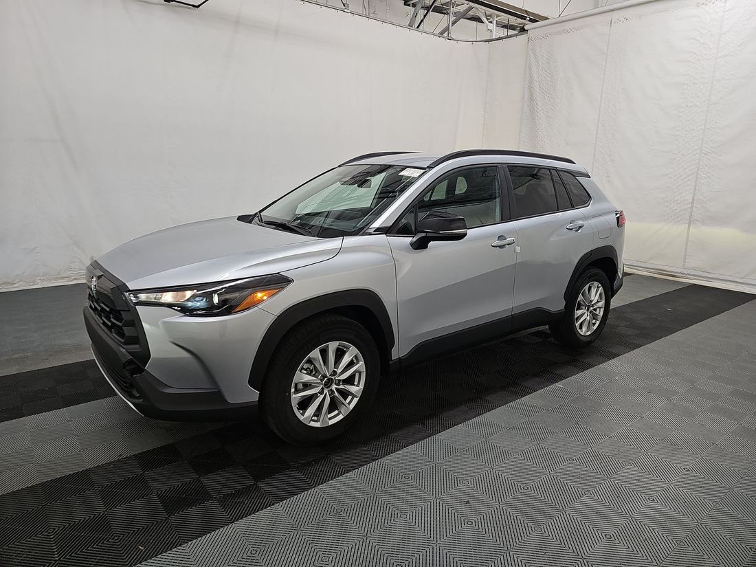 2026 TOYOTA 15 Series