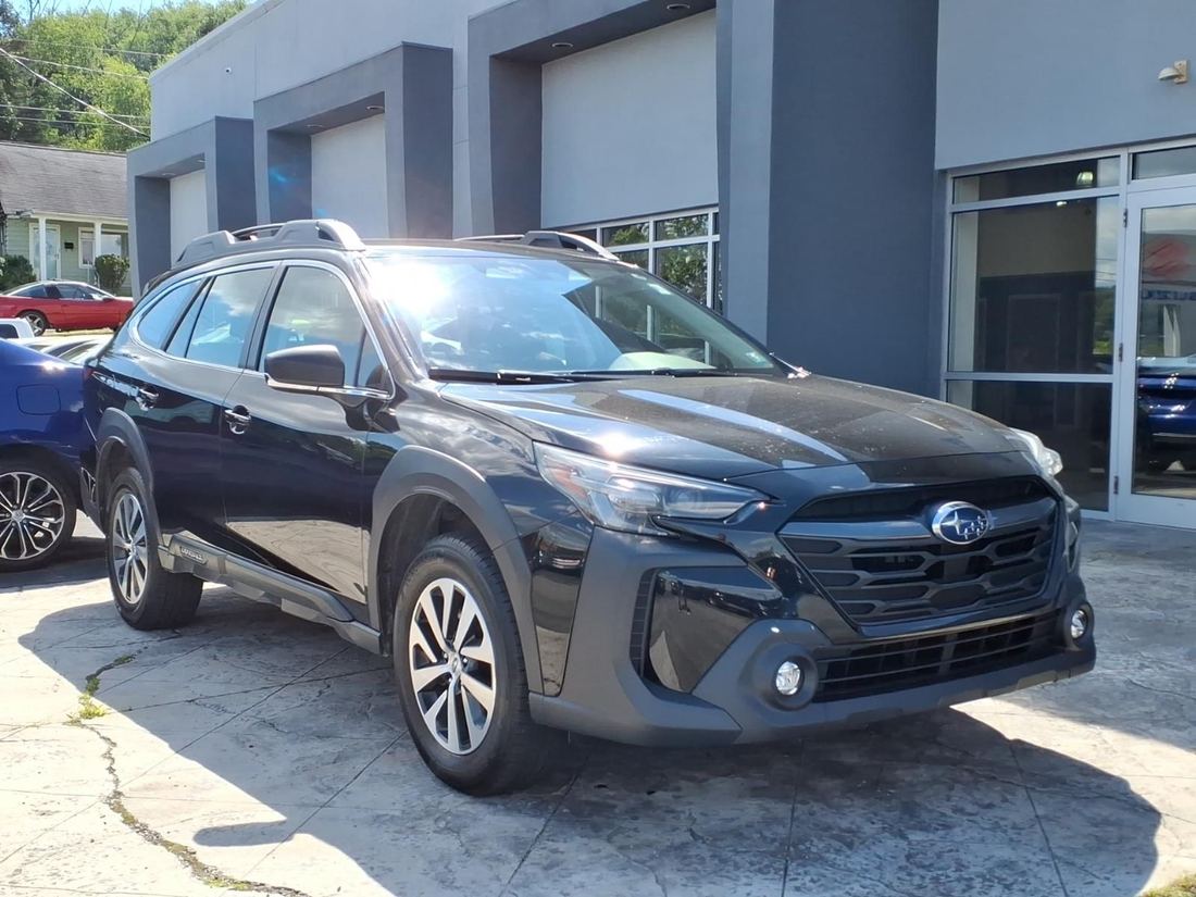 2023 Subaru Base