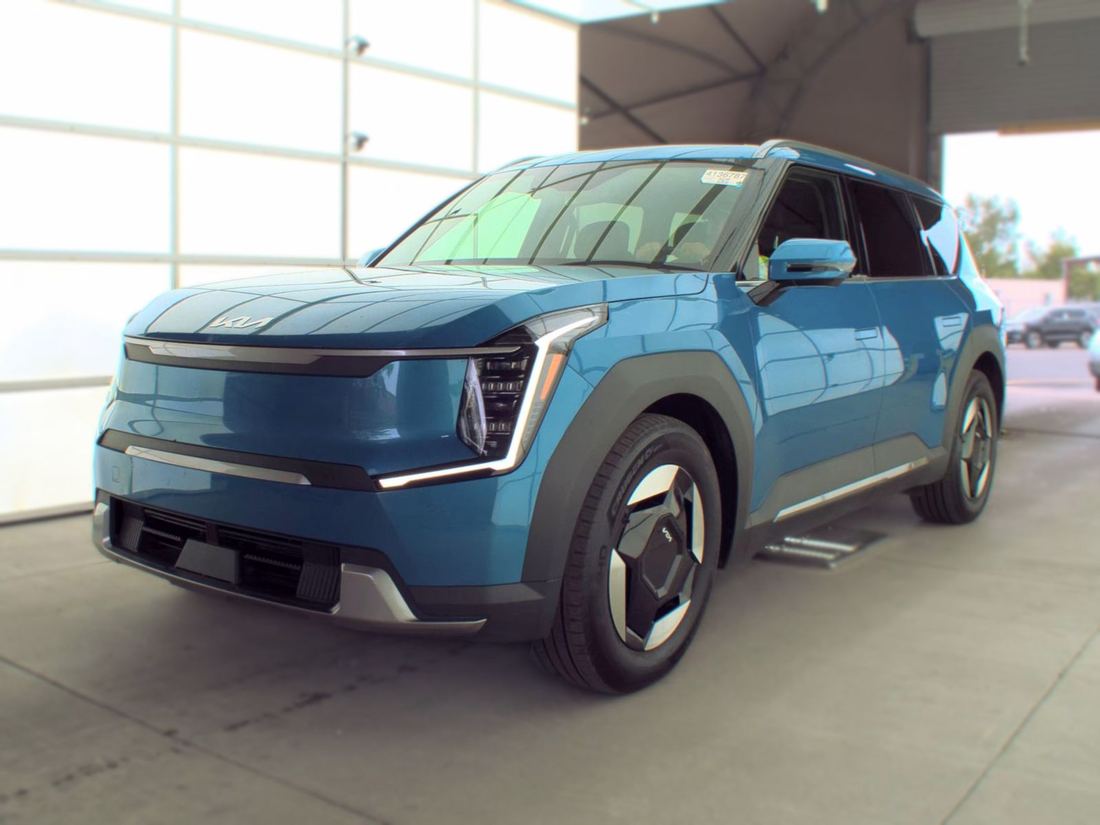 2024 KIA Wind