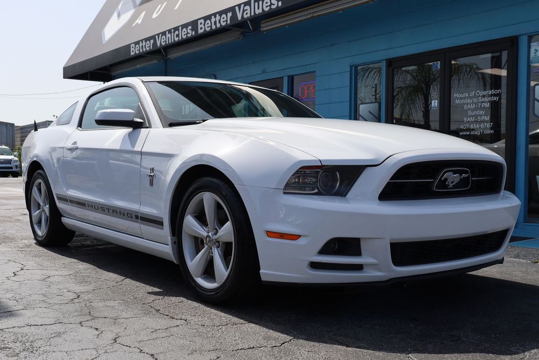 2014 Ford V6 Coupe