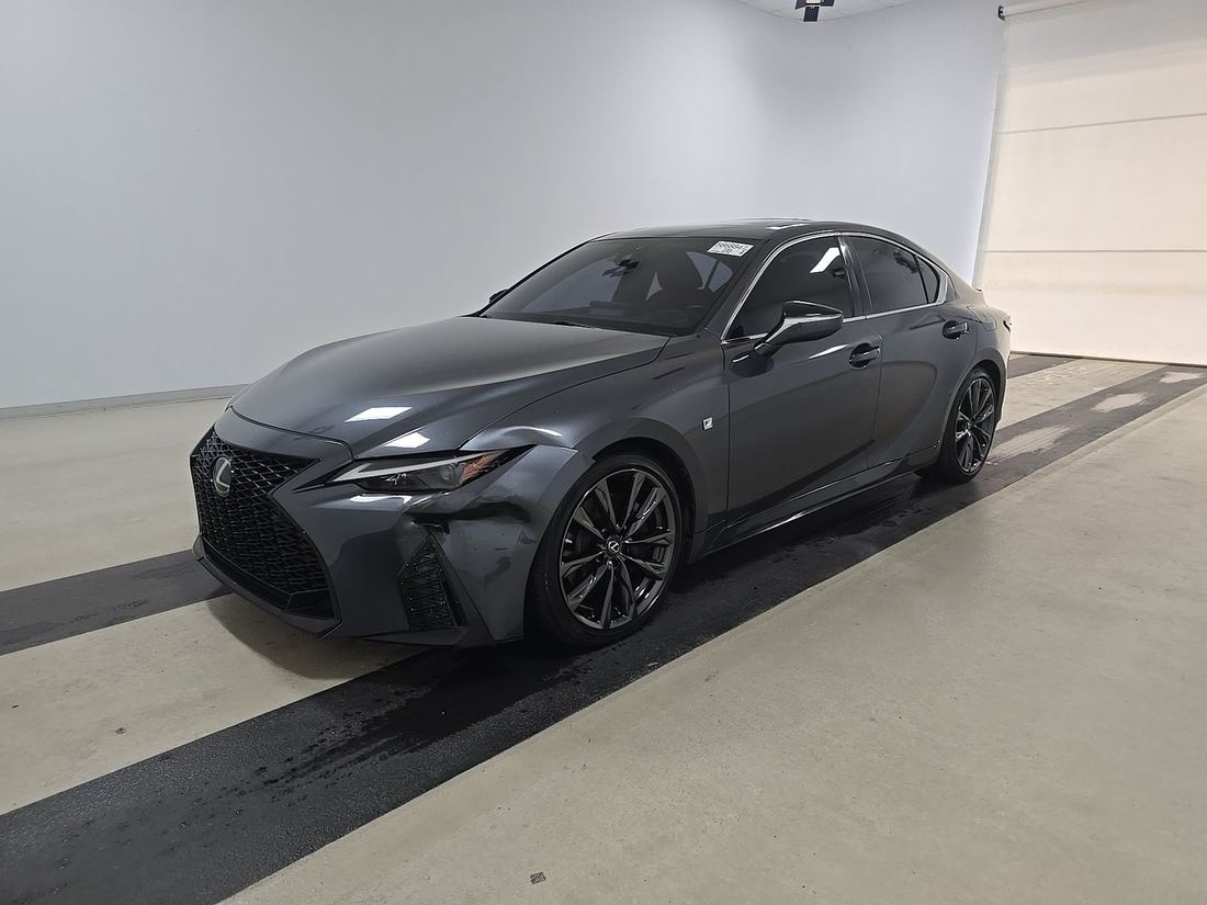 2021 LEXUS GSE31L