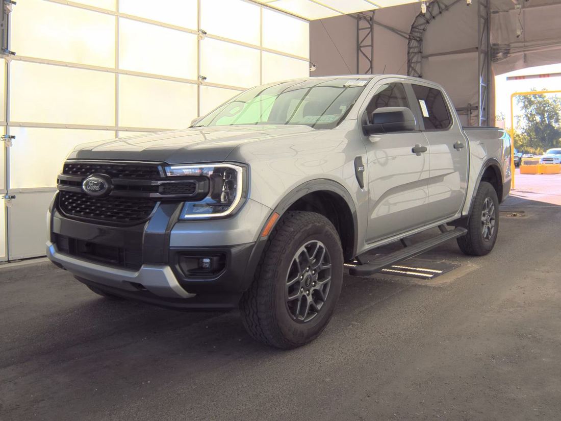 2024 FORD XLT