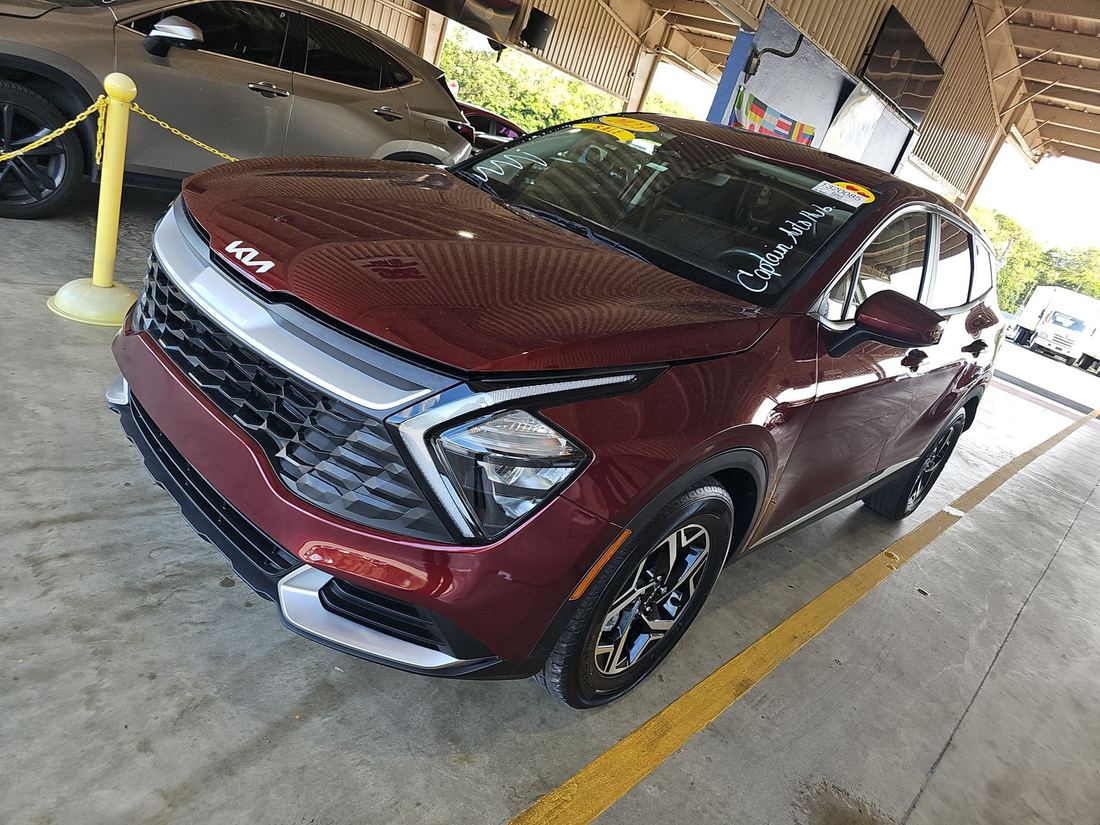 2023 KIA LX
