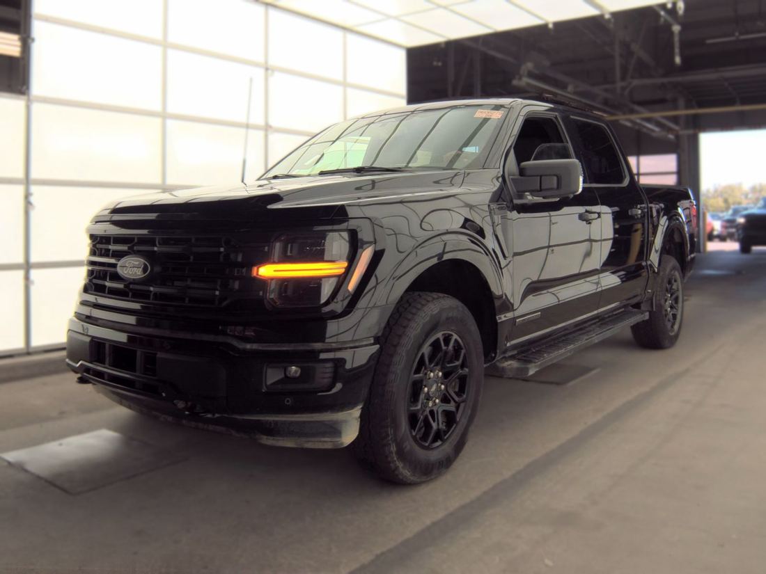 2024 FORD XLT